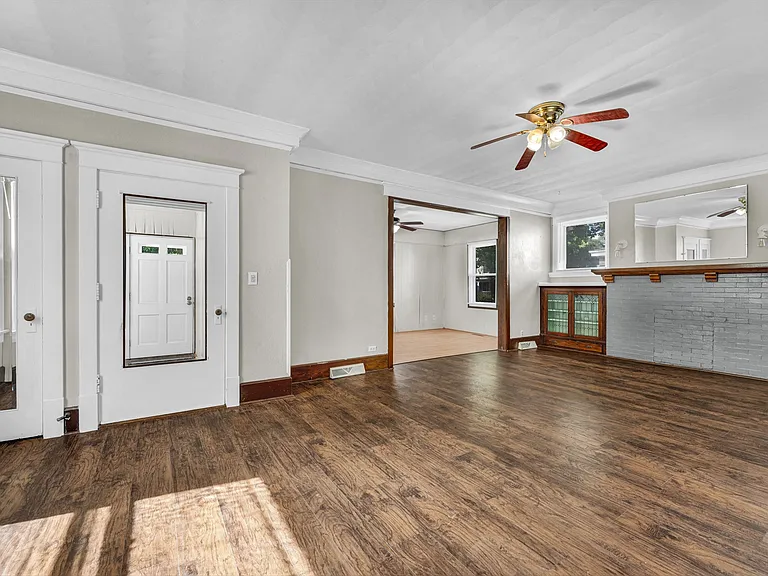 1617 W Barker Ave — Photo 17