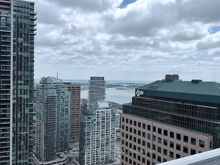 88 Harbour St #3704 — Photo 12