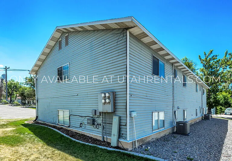 255 E Center St #11 — Photo 18