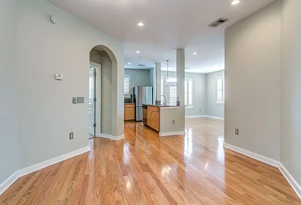 3000 Vanderbilt Pl #445 — Photo 11