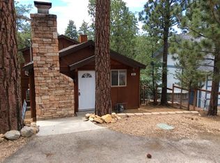 874 Riverside Ave, Sugarloaf, CA 92386