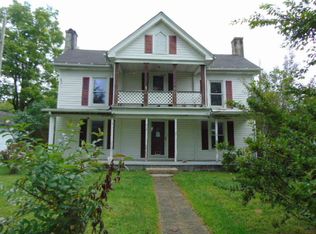 416 Church St, Rupert, WV 25984