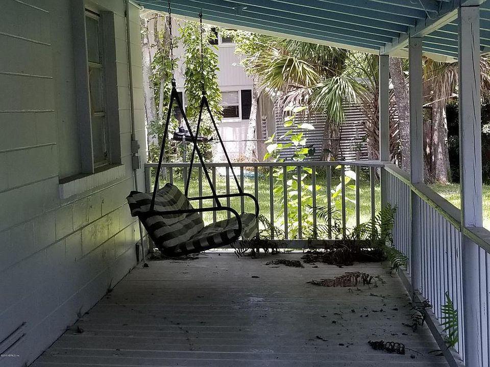 2nd image of 3929 Fall Ter