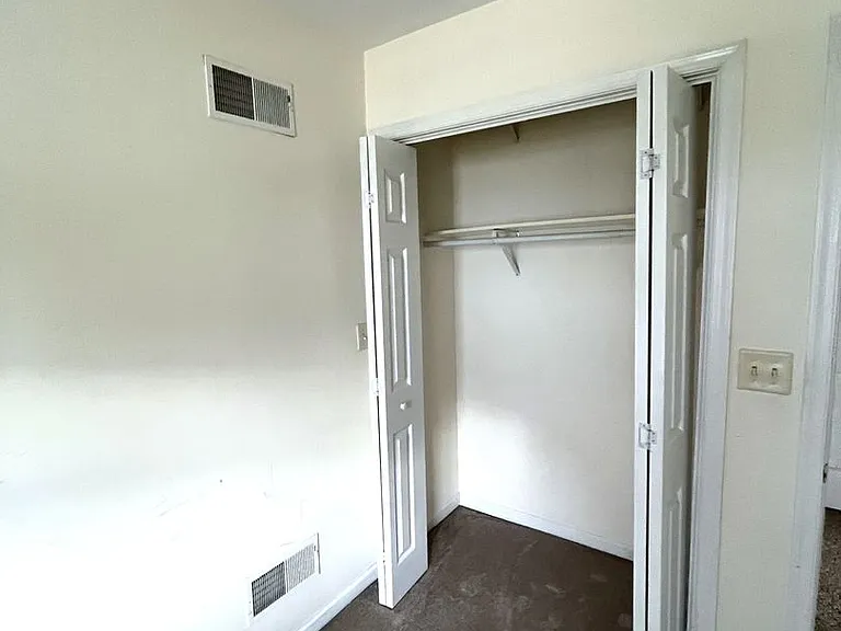 152 Lantern Ln — Photo 29