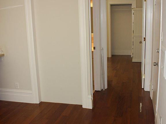 3rd image of 1736 Polk St #106/108