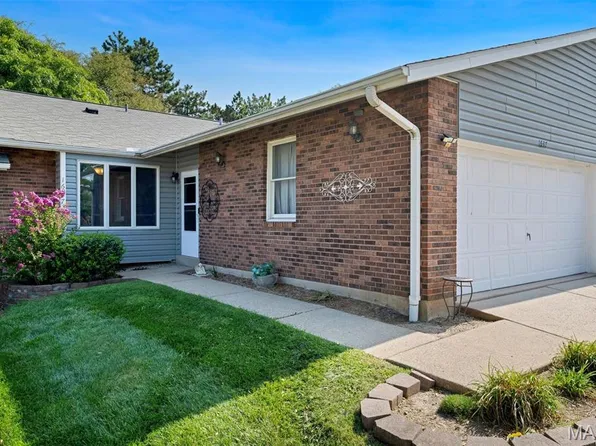 1637 Rosewall Dr Unit B, Saint Charles, MO 63303