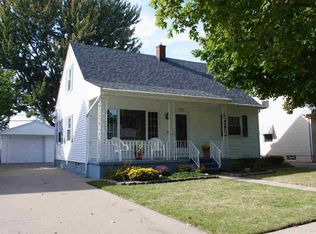 818 Winston Dr, Monroe, MI 48161