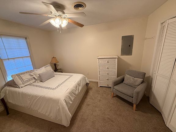 5th image of 240 Park Ridge Dr #242