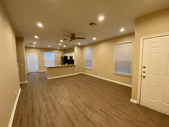 4th image of 2408 Allred Dr APT A