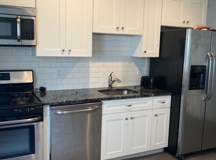 1212 N Front St #A, Philadelphia, PA 19122