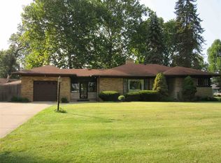1747 Riverside Dr, South Bend, IN 46616
