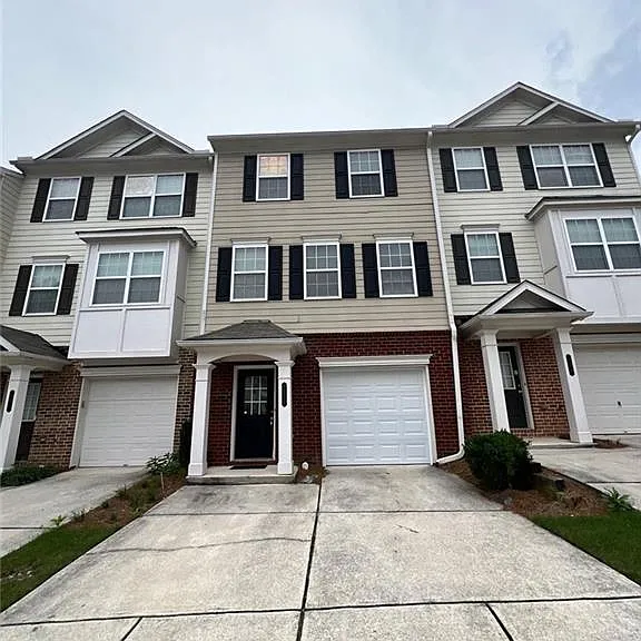 6877 Slate Stone Way SE — Photo 1