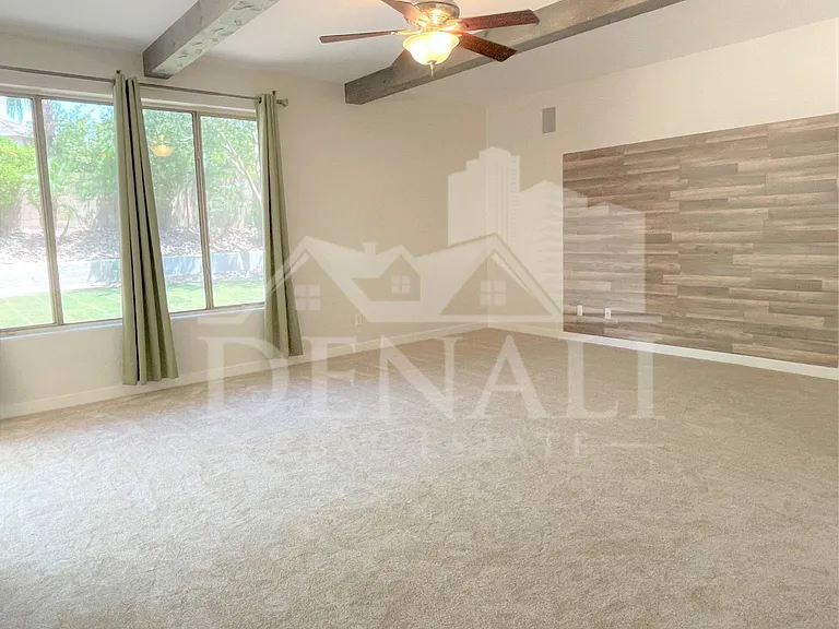 26623 N 44th St — Photo 14