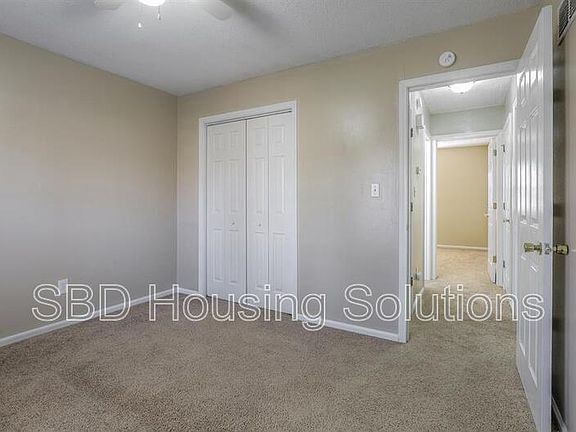 5th image of 701 NE Columbus St APT A