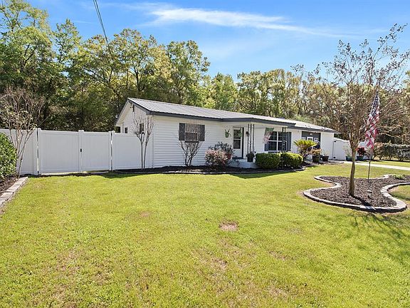 5th image of 11065 SE 75th Ct