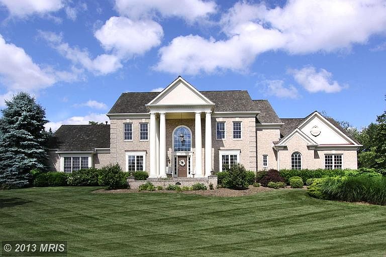 1st image of 10713 Falls Pointe Dr