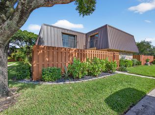 5680 SE Windsong Ln, Stuart, FL 34997