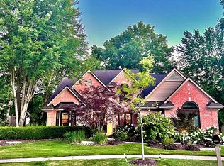 47645 Wellesley Ct, Novi, MI 48374