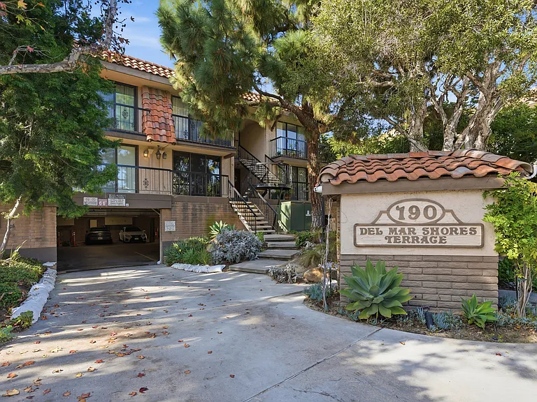 190 Del Mar Shores Ter #69 — Photo 48