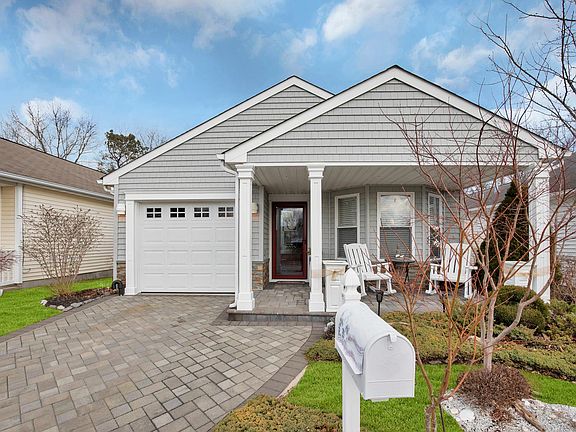 2nd image of 5110 Village Cir E