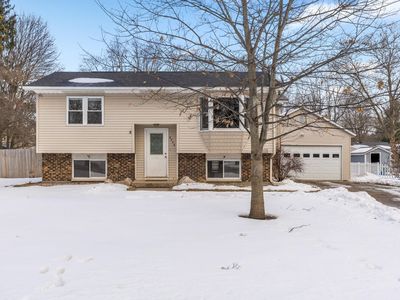 3556 John St, Ravenna, MI, 49451