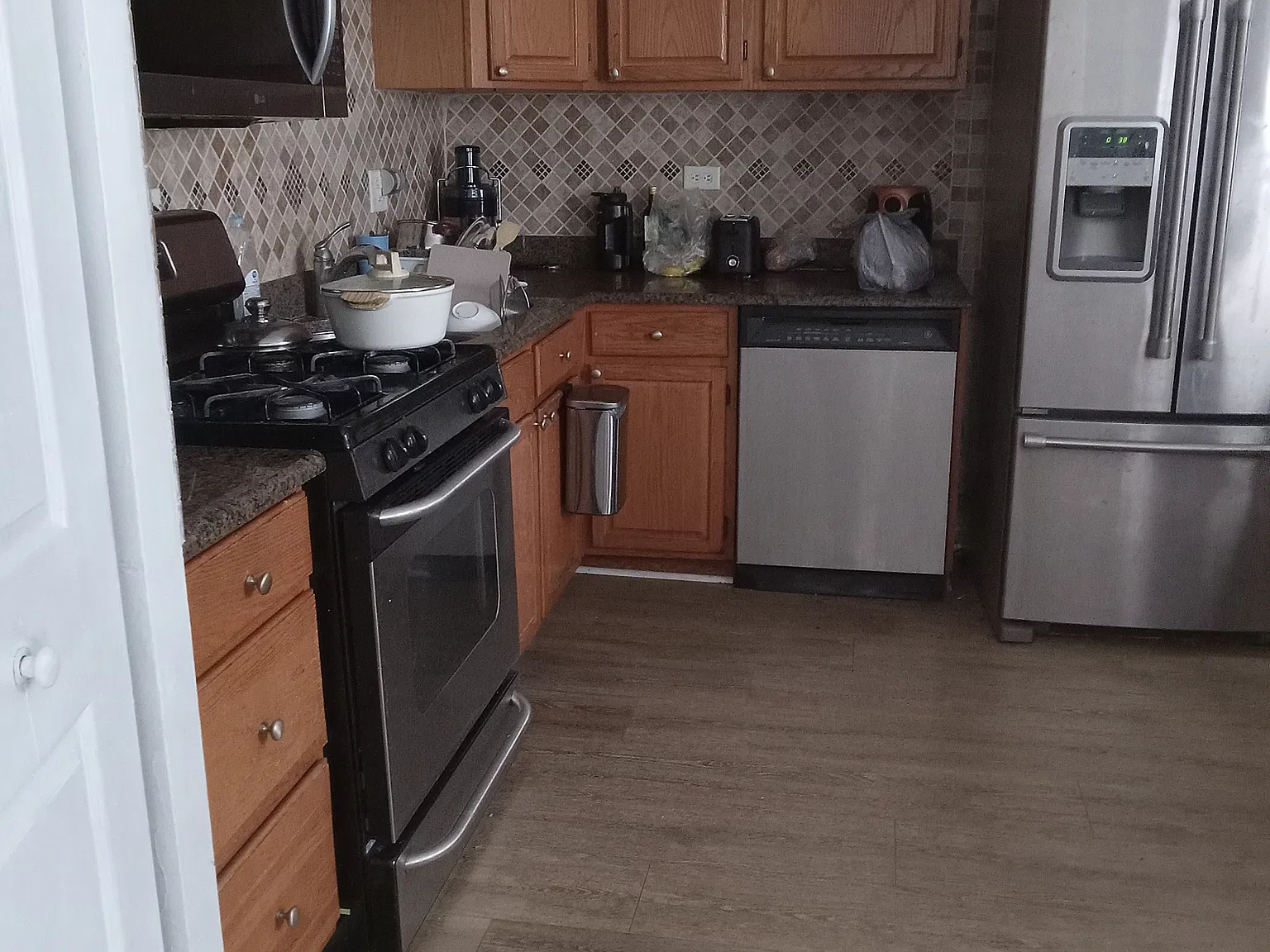 3 bed, $800 — Photo 4