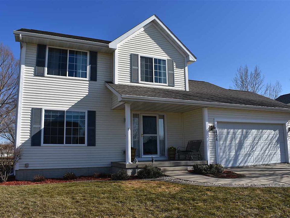 1st image of 404 Pinehurst Ln