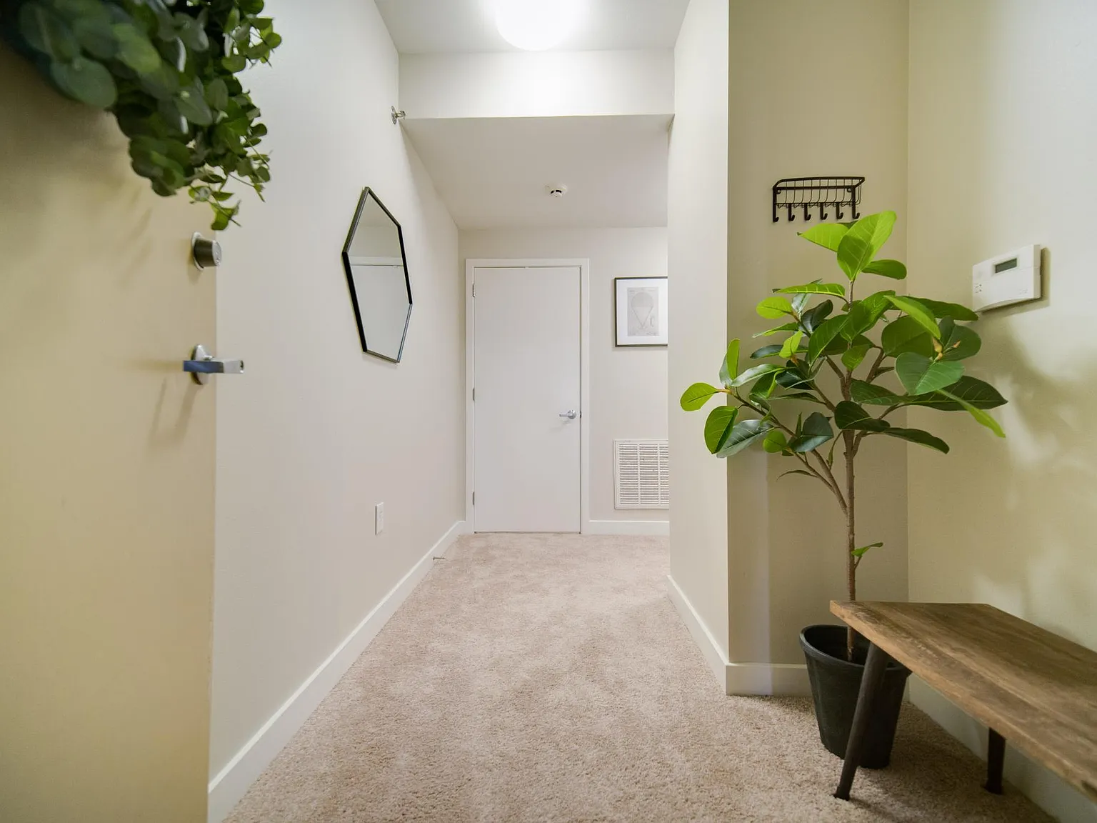 515 E Capitol Ave — Photo 3