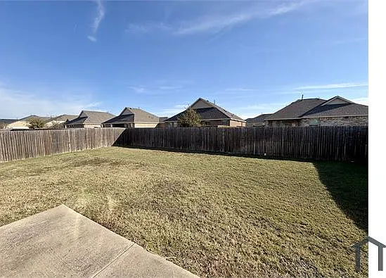 705 Jonius Creek Dr — Photo 15