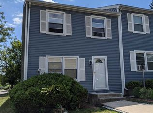 118 Rinaldi Blvd, Poughkeepsie, NY 12601