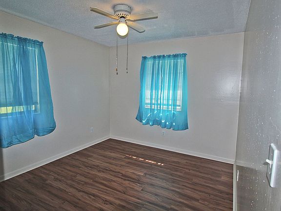 3rd image of 53 Holly Ave