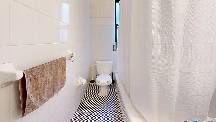 Rented by Bond New York | media 10