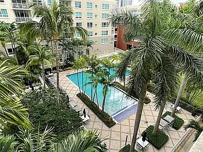 2 bed, 1092 sqft, $3,200 — Photo 3