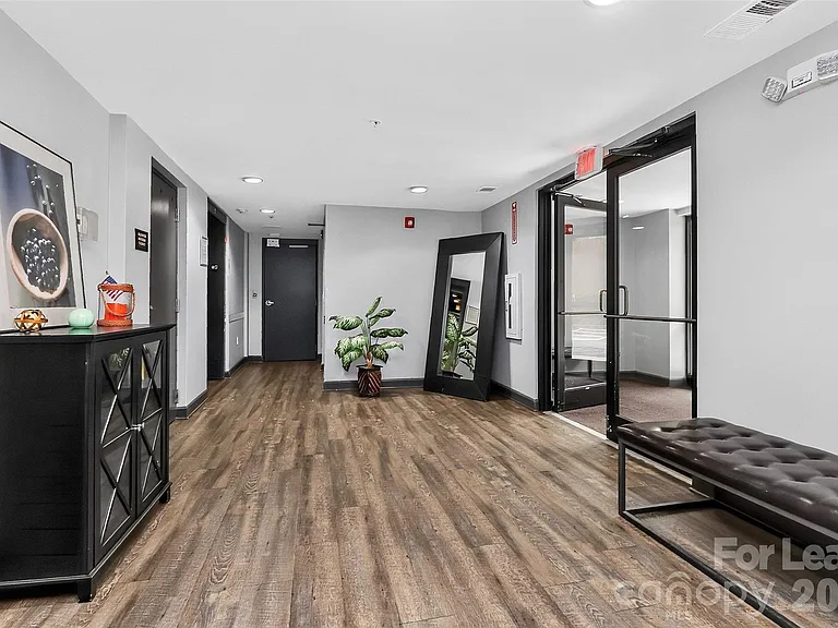 1829 Kenilworth Ave — Photo 23