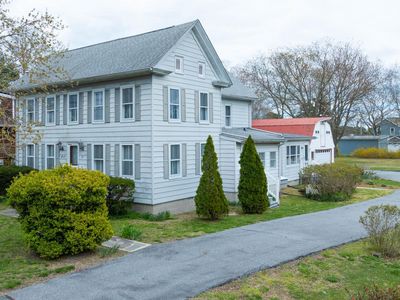 51 Central Ave, Ocean View, DE, 19970