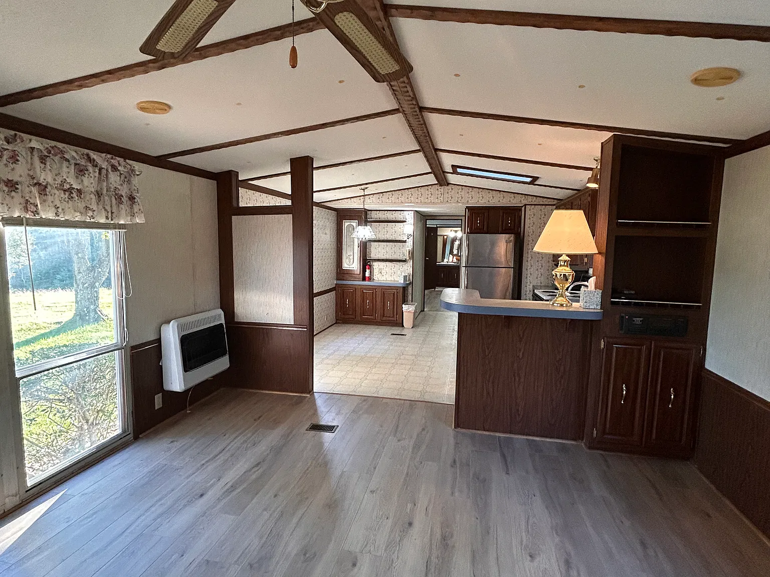 2 bed, $950 — Photo 3