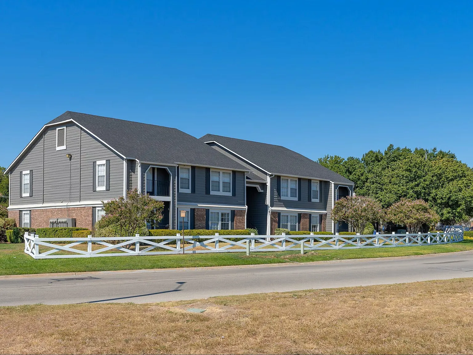 Arbors of Burleson — Photo 2