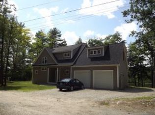 10 Clark Island Rd, Amherst, NH 03031