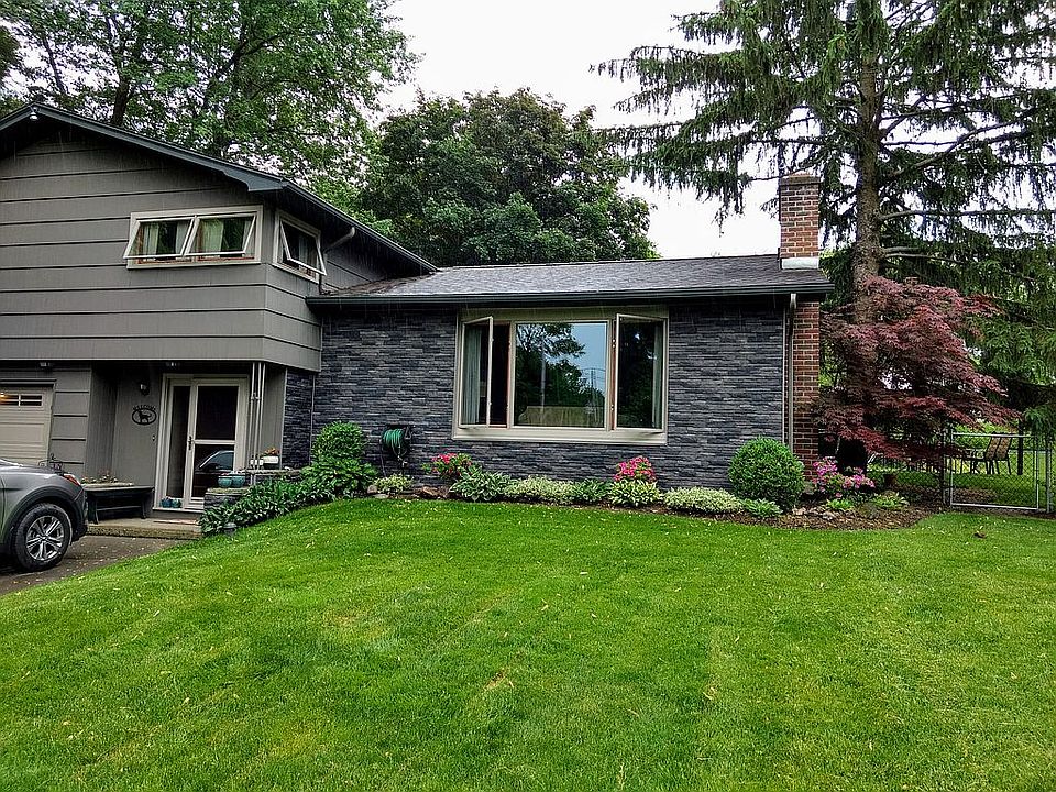2nd image of 3653 S Creek Rd