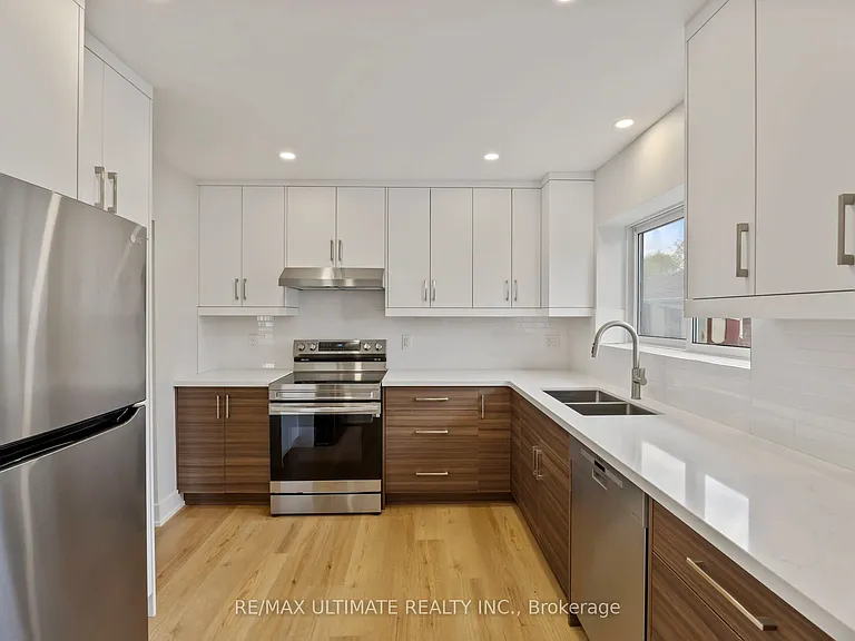 129 Culford Rd — Photo 8