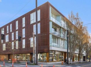 2530 SE 26th Ave APT 402, Portland, OR 97202