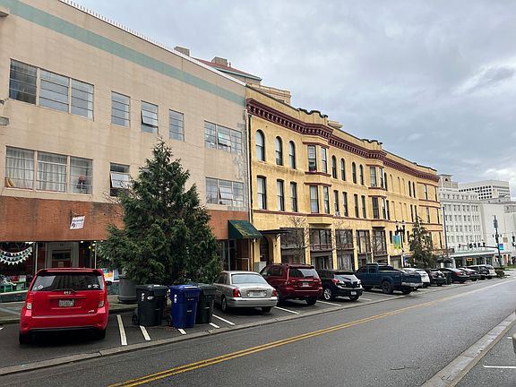 2nd image of 753 1/2 St Helens Ave APT 7