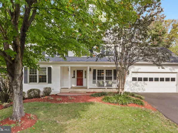 13922 Stonefield Dr, Clifton, VA 20124
