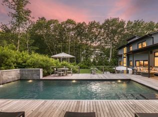 32 Island View Dr W, Sag Harbor, NY 11963