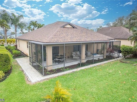 4th image of 15472 Admiralty Cir #1