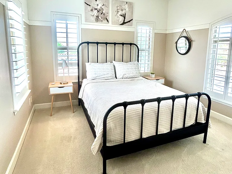 Upstairs bedroom 2 with shared bathroom