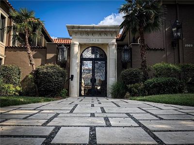 5908 Sandhurst Ln APT 242, Dallas, TX, 75206