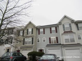 12058 Country Mill Dr, Bristow, VA 20136
