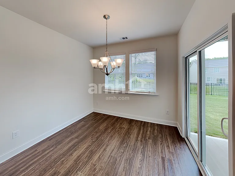 421 Tributary Ln — Photo 6