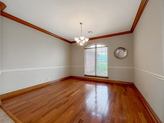 5th image of 2601 Fieldstone Trl